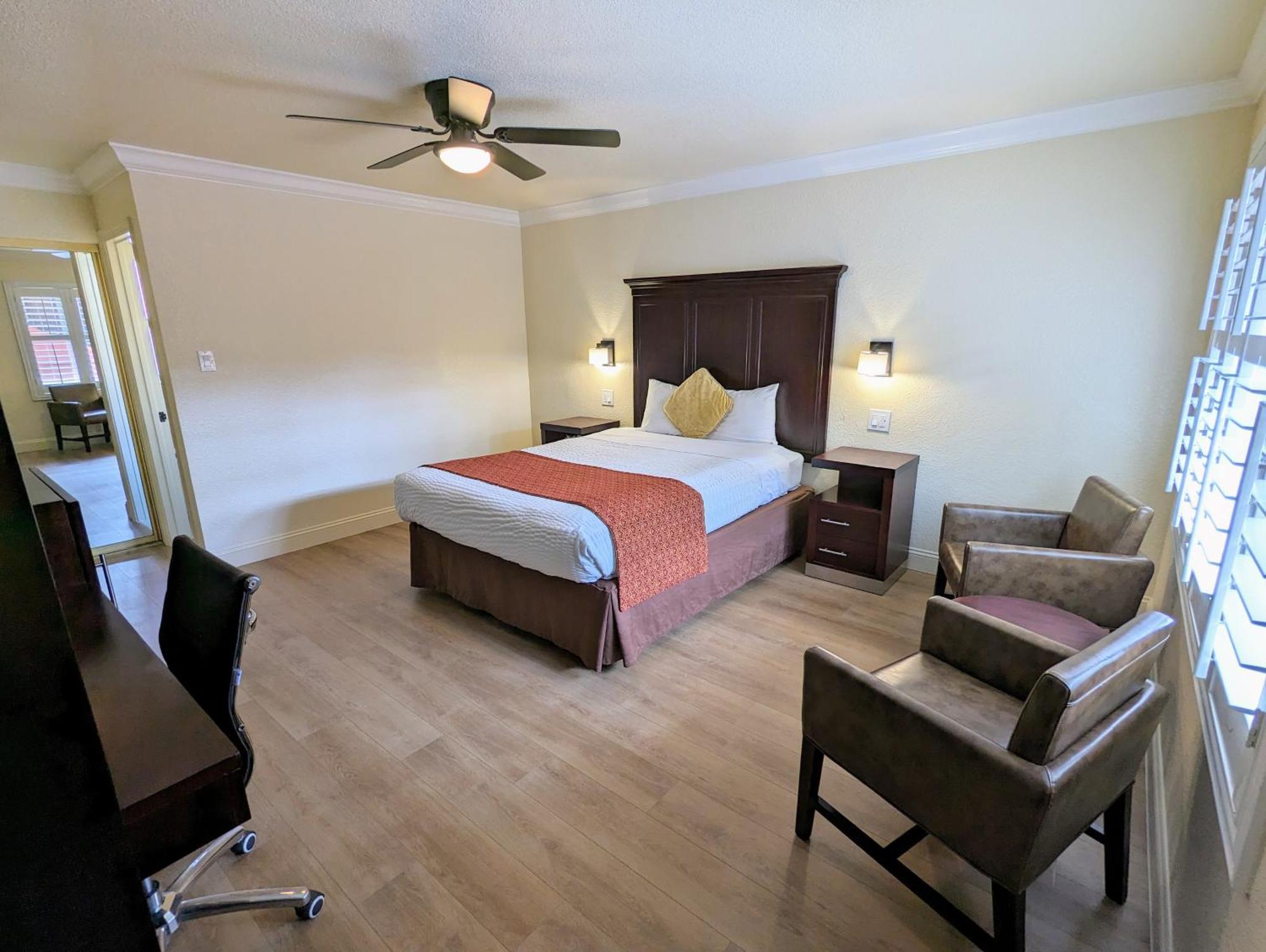 Clarion Collection Wilkie's - Monterey Hotel Pacific Grove