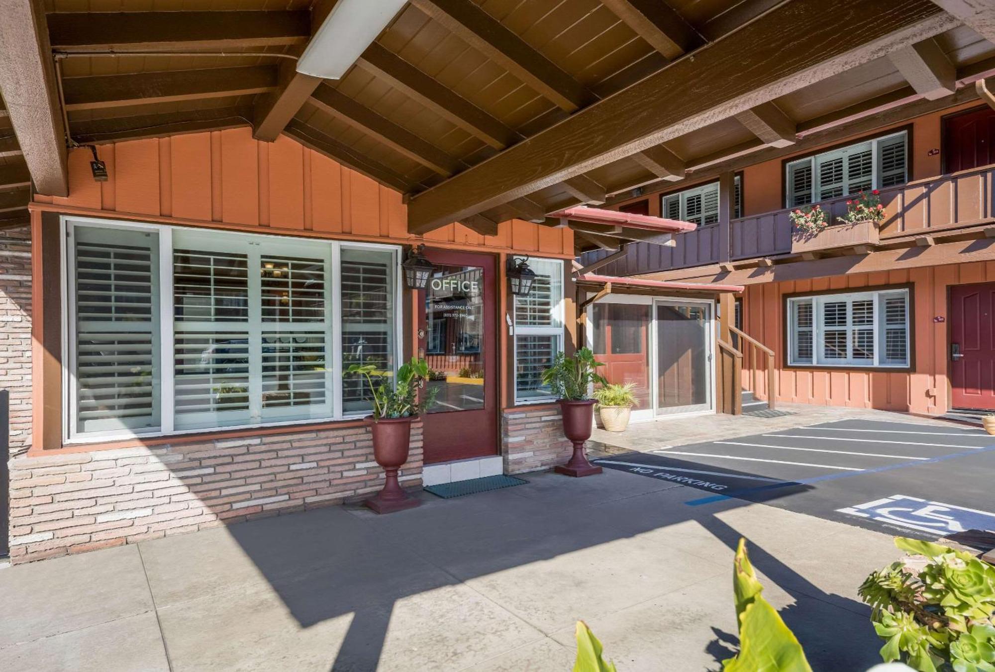 Clarion Collection Wilkie's - Monterey Hotel Pacific Grove