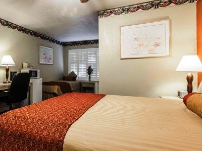 Hotel Clarion Collection Wilkie's - Monterey 2*