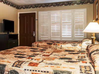 Clarion Collection Wilkie's - Monterey Pacific Grove