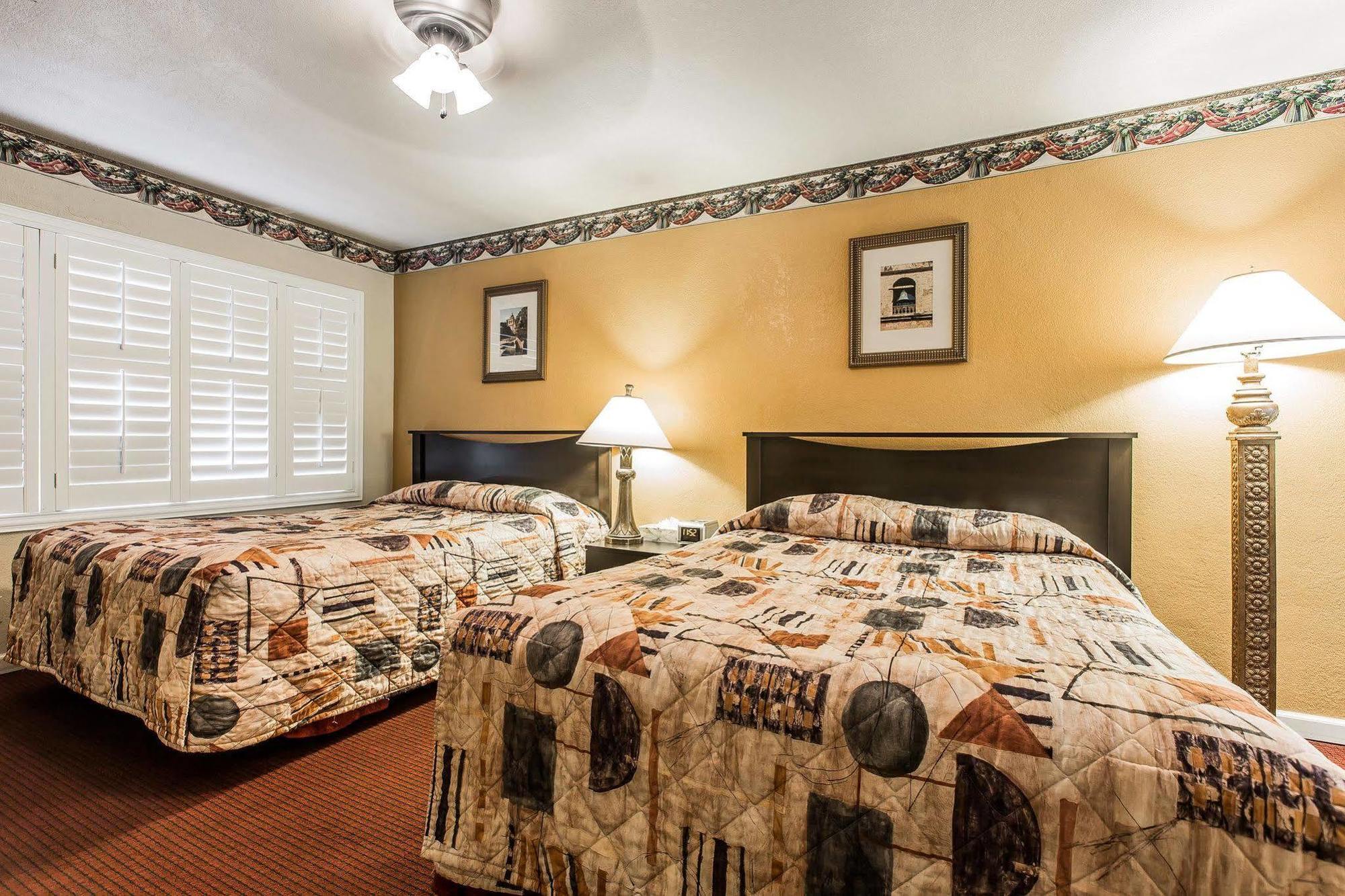 Hotel Clarion Collection Wilkie's - Monterey 2*